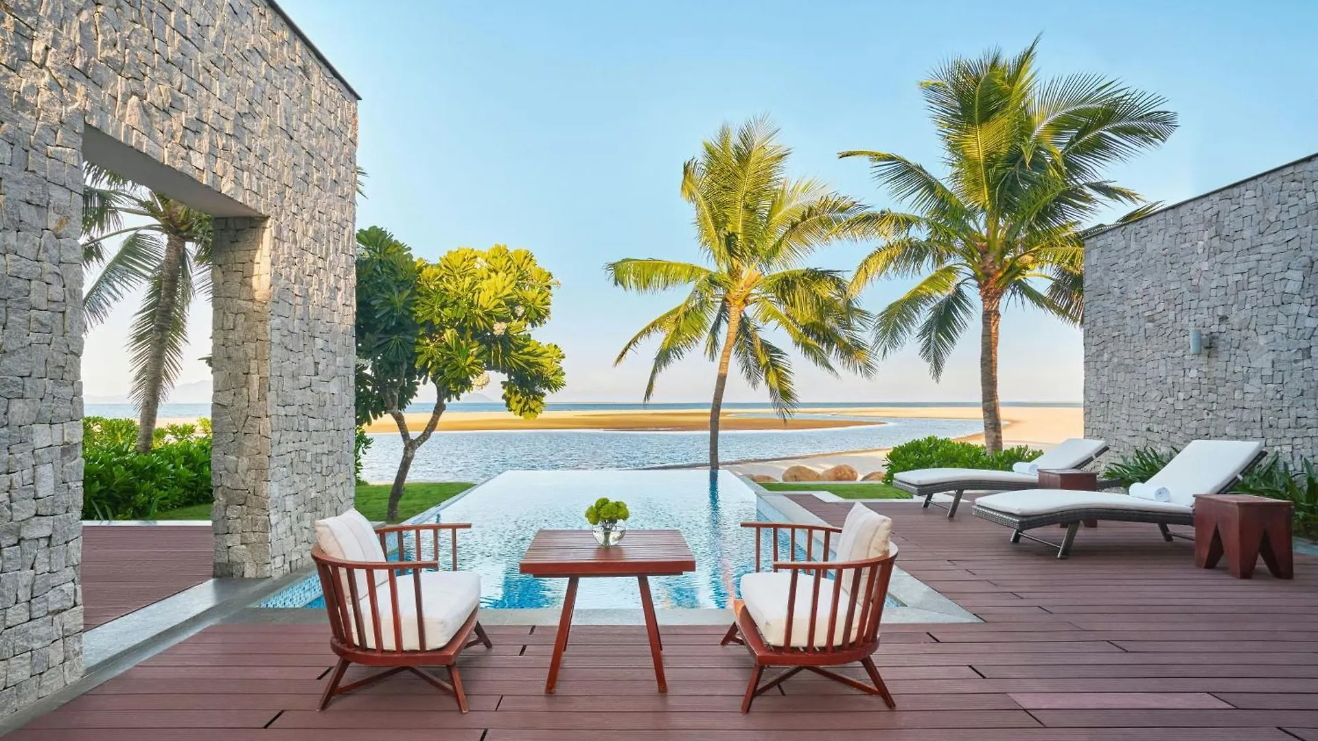 Renaissance Hoi An Resort & Spa 5*,